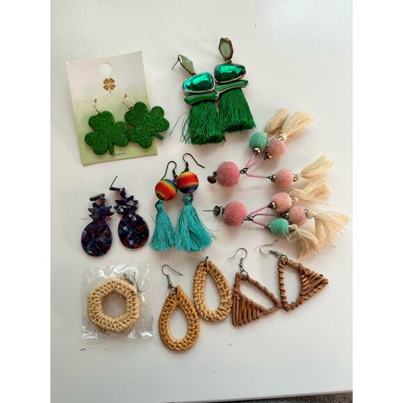 Earrings Lot Costume Jewelry Trendy Statement Fun Funky Colorful Boho Set of 8 - Picture 1 of 8